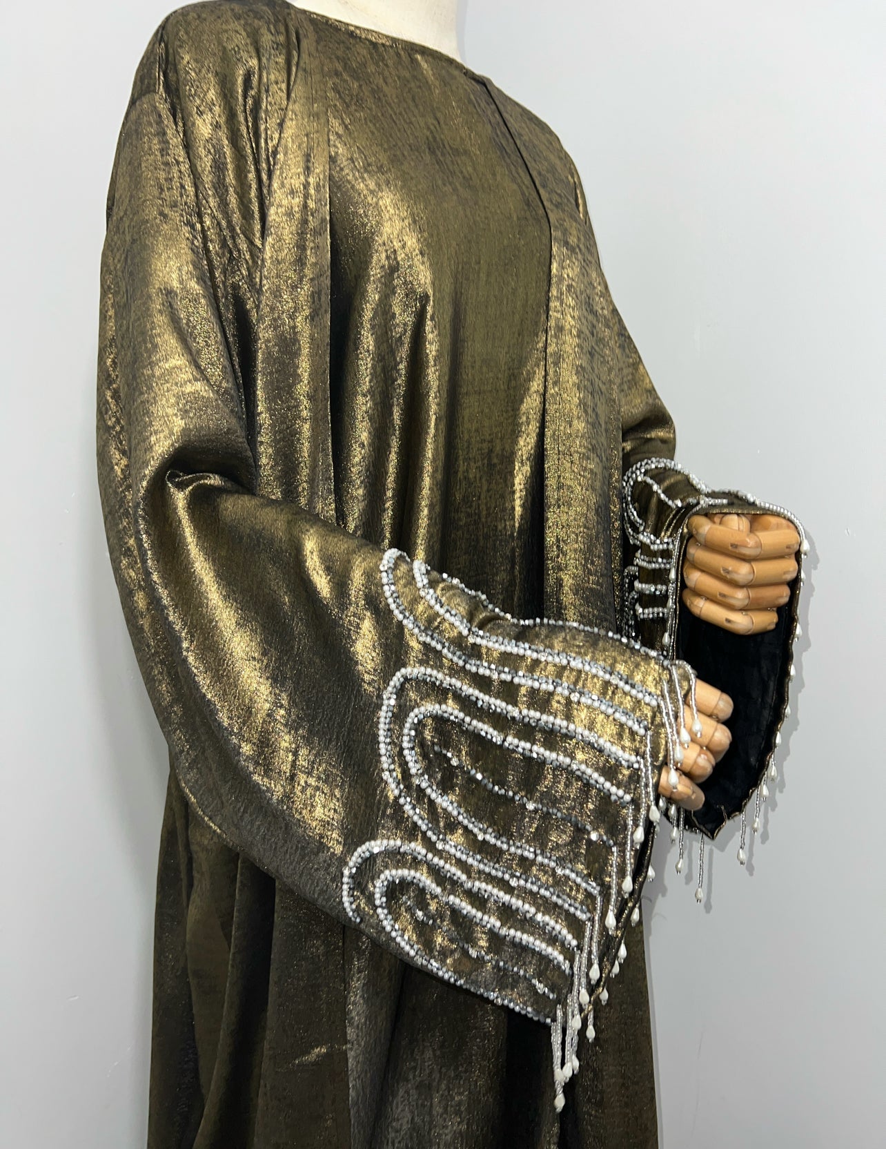 Glamorous Eid abaya, metallic shimmer fabric, modest womens clothing, islamic clothing, long abayas, abaya robe, modest dress, long dress, party dress