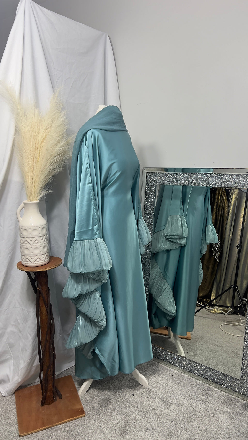 Zulaikhaa abaya- Satin kaftan with organza trimming- inner belt